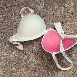 Victoria’s Secret 32DD Push Up Bra